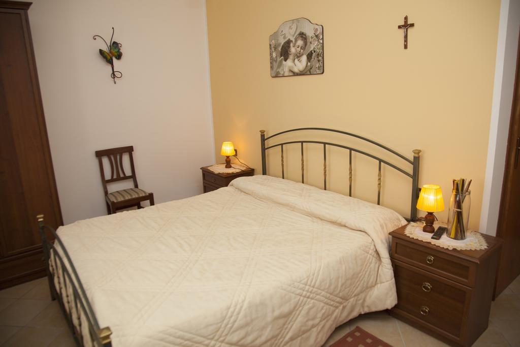 ピエトレルチーナ Agriturismo La Vecchia Cascina Di Paolo & Belindaヴィラ エクステリア 写真