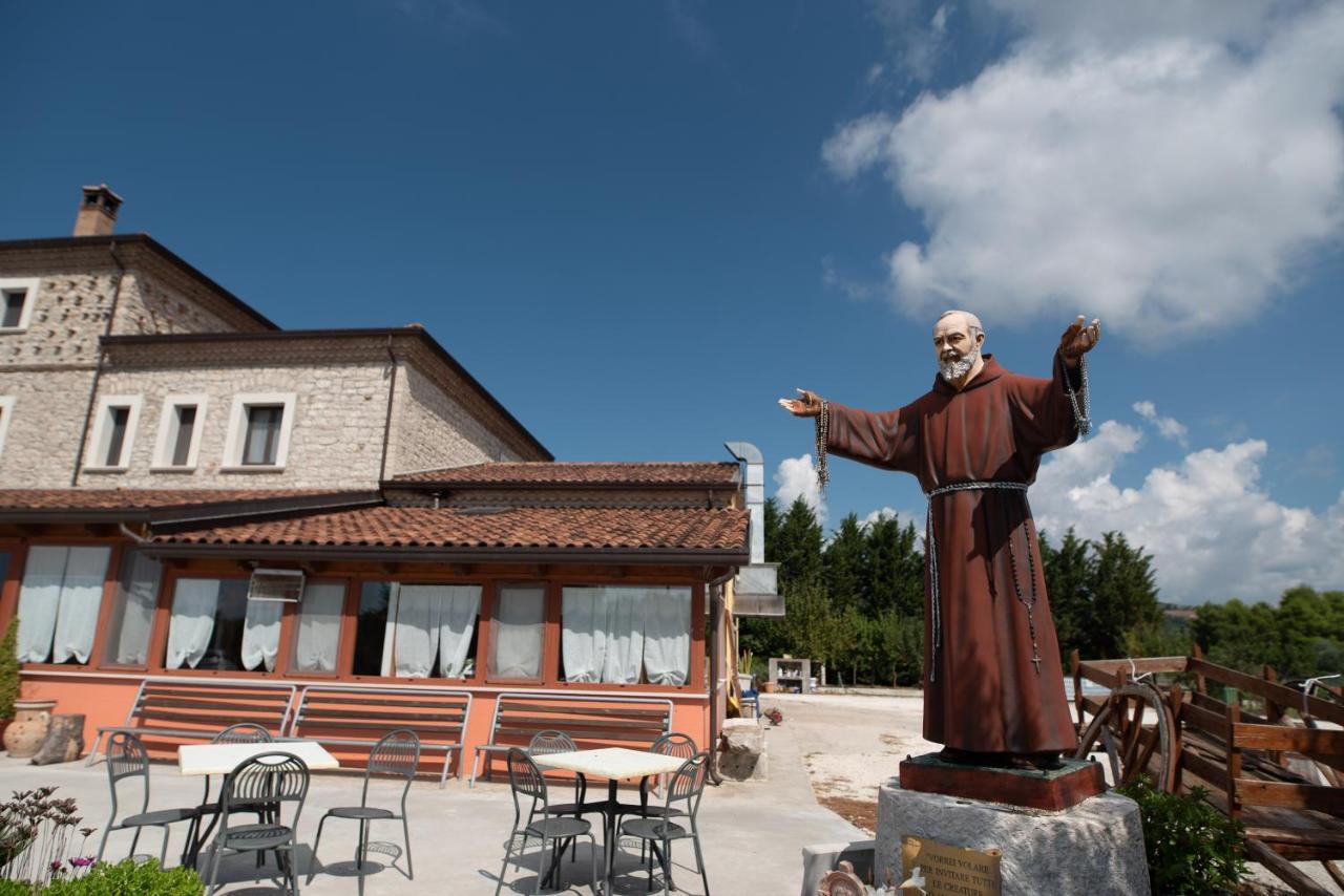 ピエトレルチーナ Agriturismo La Vecchia Cascina Di Paolo & Belindaヴィラ エクステリア 写真