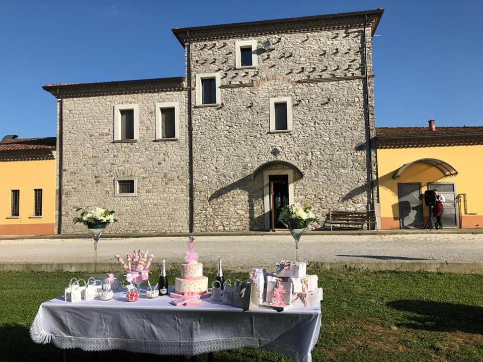ピエトレルチーナ Agriturismo La Vecchia Cascina Di Paolo & Belindaヴィラ エクステリア 写真